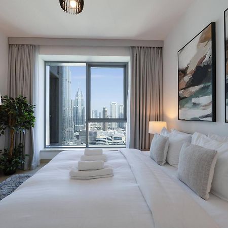 Signature Burj Khalifa View Residence Dubái Exterior foto