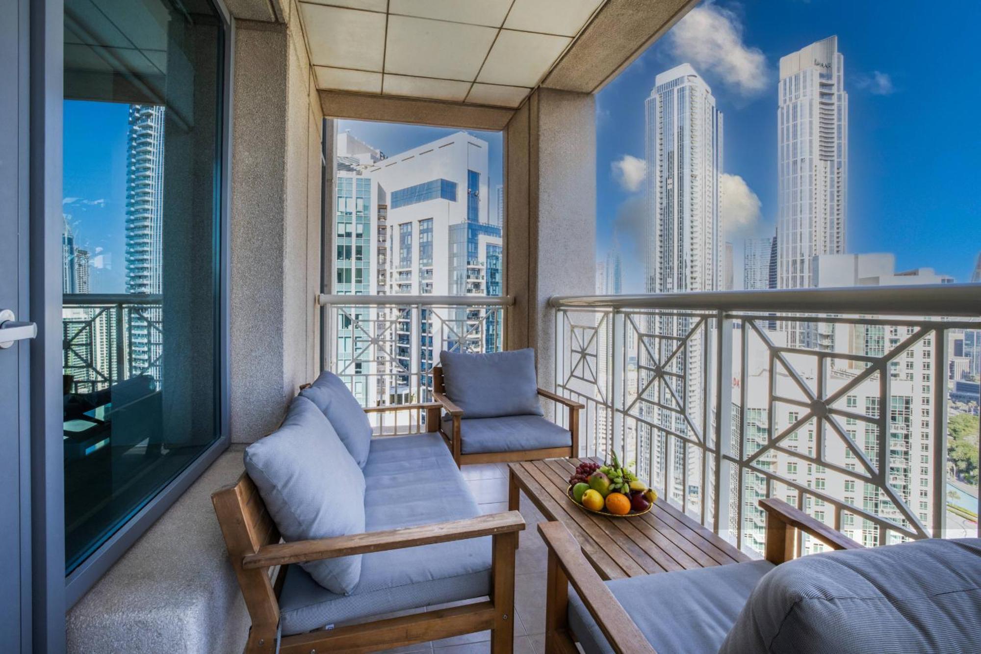 Signature Burj Khalifa View Residence Dubái Exterior foto